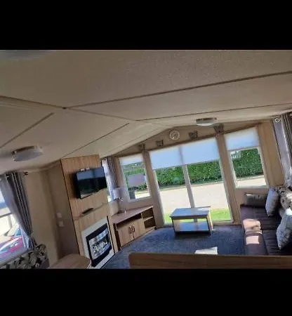 136 Beech At Flamingo Land Kamp alanı